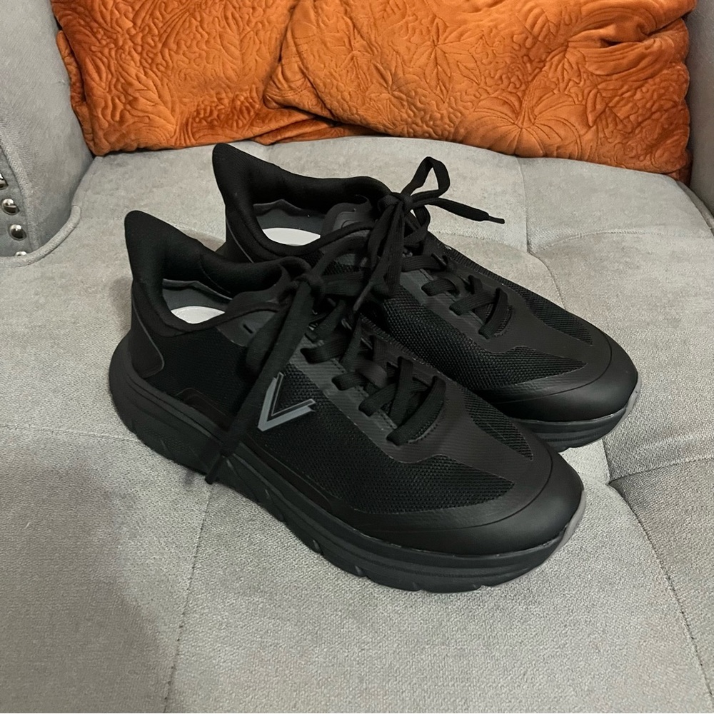 Vionic Walk Max Walking Shoes - Picture 6 of 12
